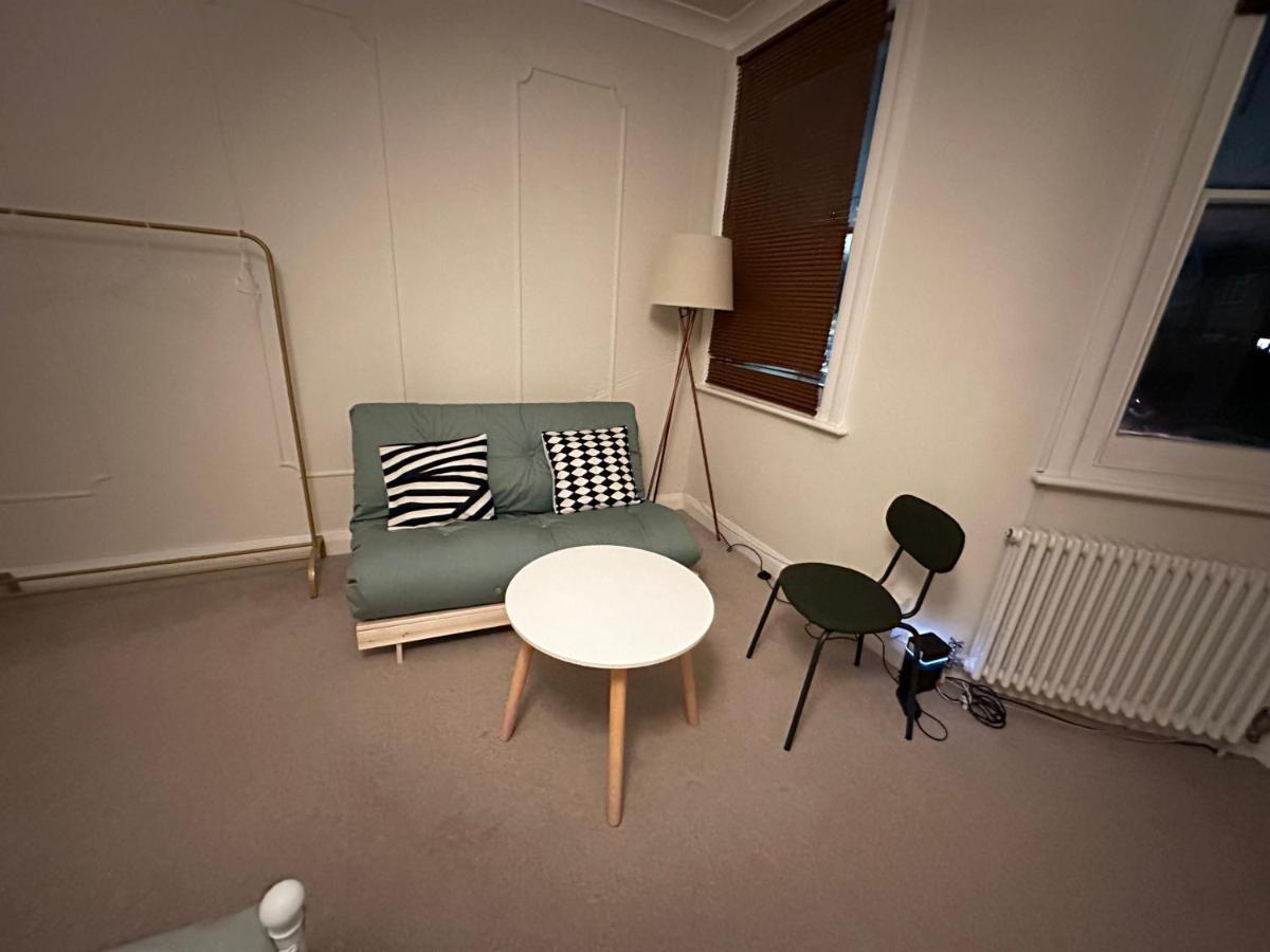 Spacious Room Near Underground Londres Exterior foto